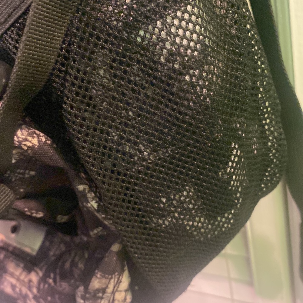 High Sierra Black and Green Backpack - Picture 8 of 12